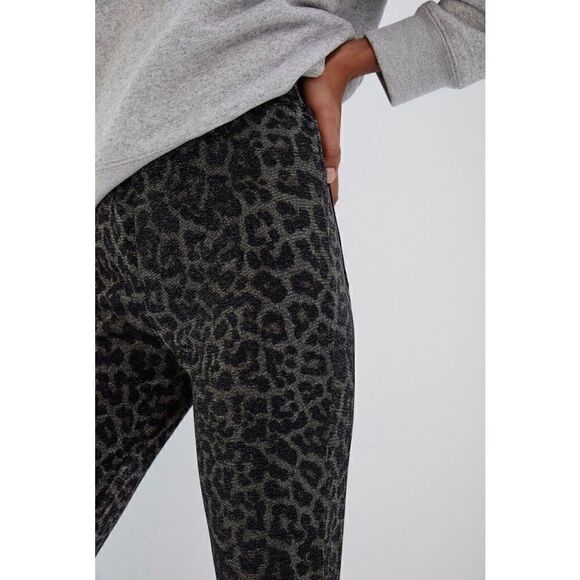 NEW Anthropologie Sanctuary Leopard Shine Runway Leggings X-Small or Medium - Picture 4 of 4